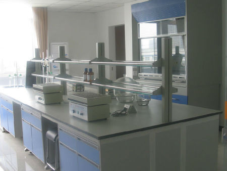 成都實(shí)驗(yàn)室家具的不同材質(zhì)決定了不同的質(zhì)量