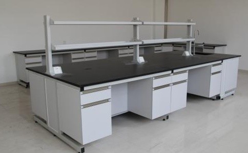 成都實驗臺廠家：鋼木實驗臺如何安裝？ 