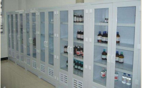 成都藥品柜的主要構件都有哪些特點？